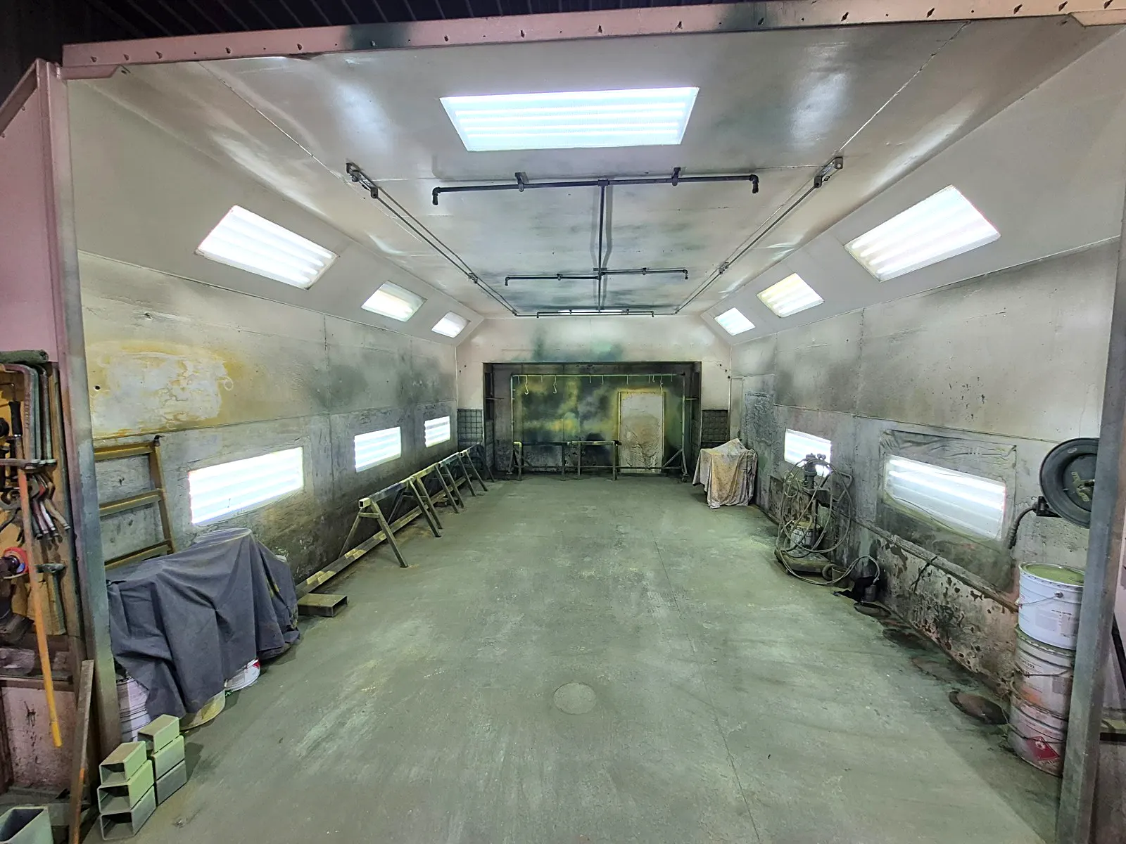 Cabine de peinture